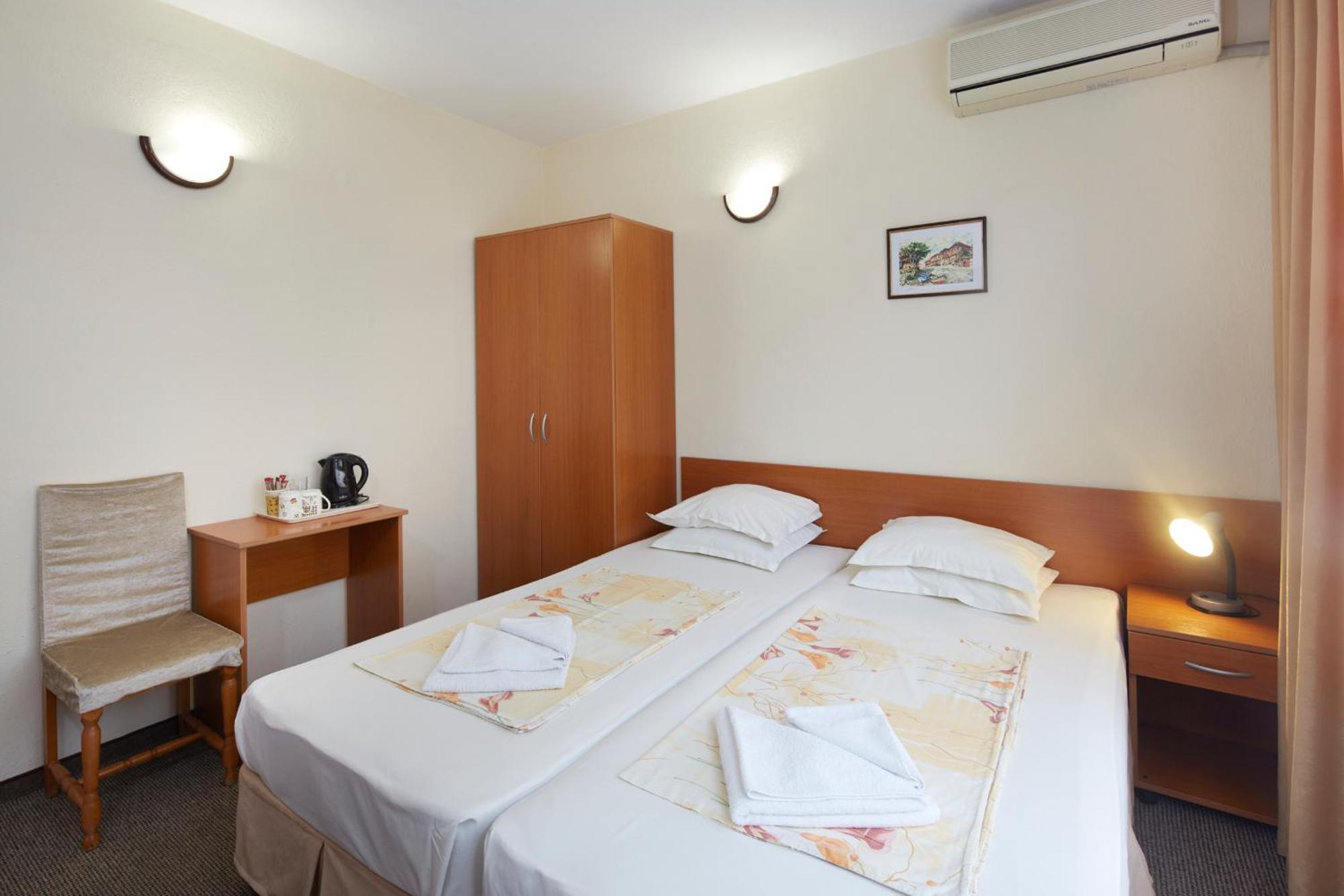 Nirvana Guest House Nesebar Exterior foto